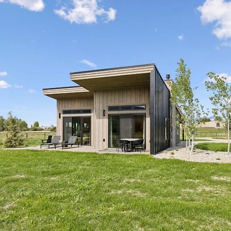 Mara Luxury Cabin- Maple Hamilton Экстерьер фото