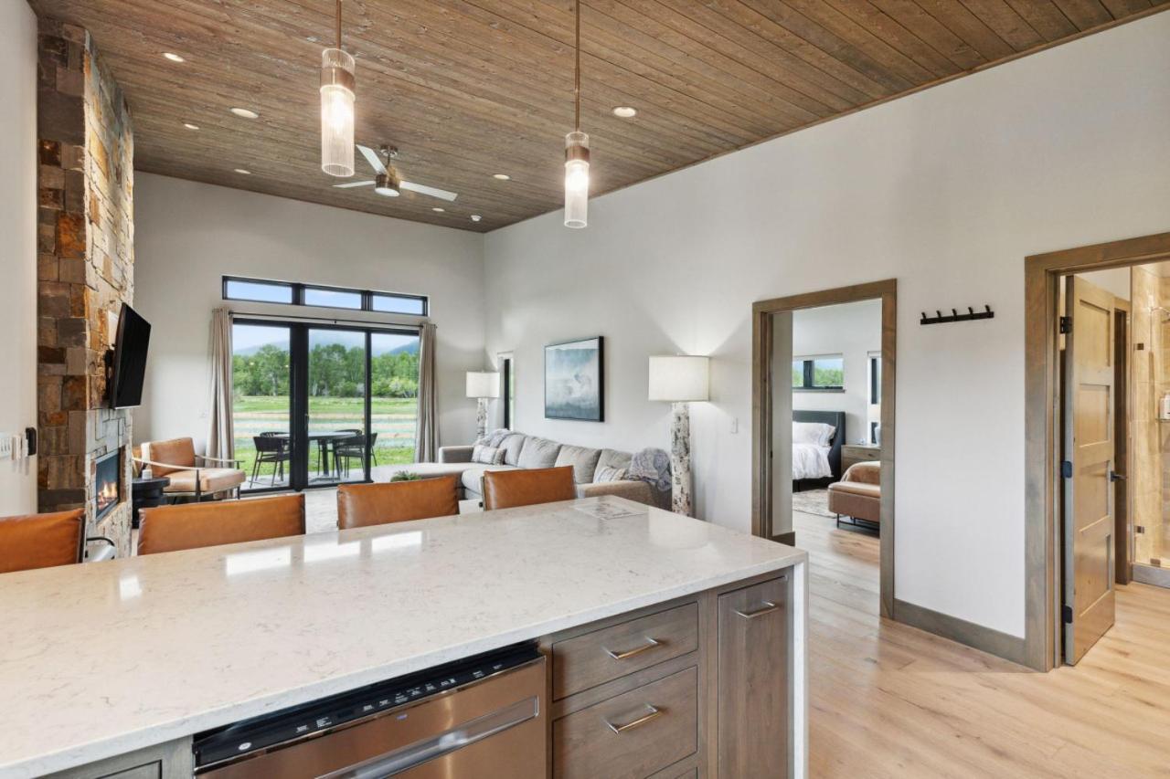 Mara Luxury Cabin- Maple Hamilton Экстерьер фото