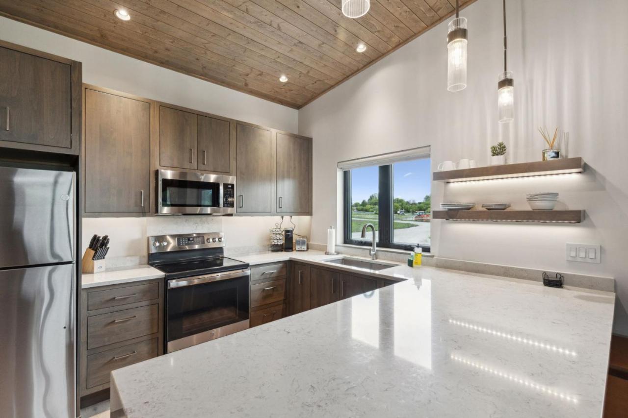 Mara Luxury Cabin- Maple Hamilton Экстерьер фото